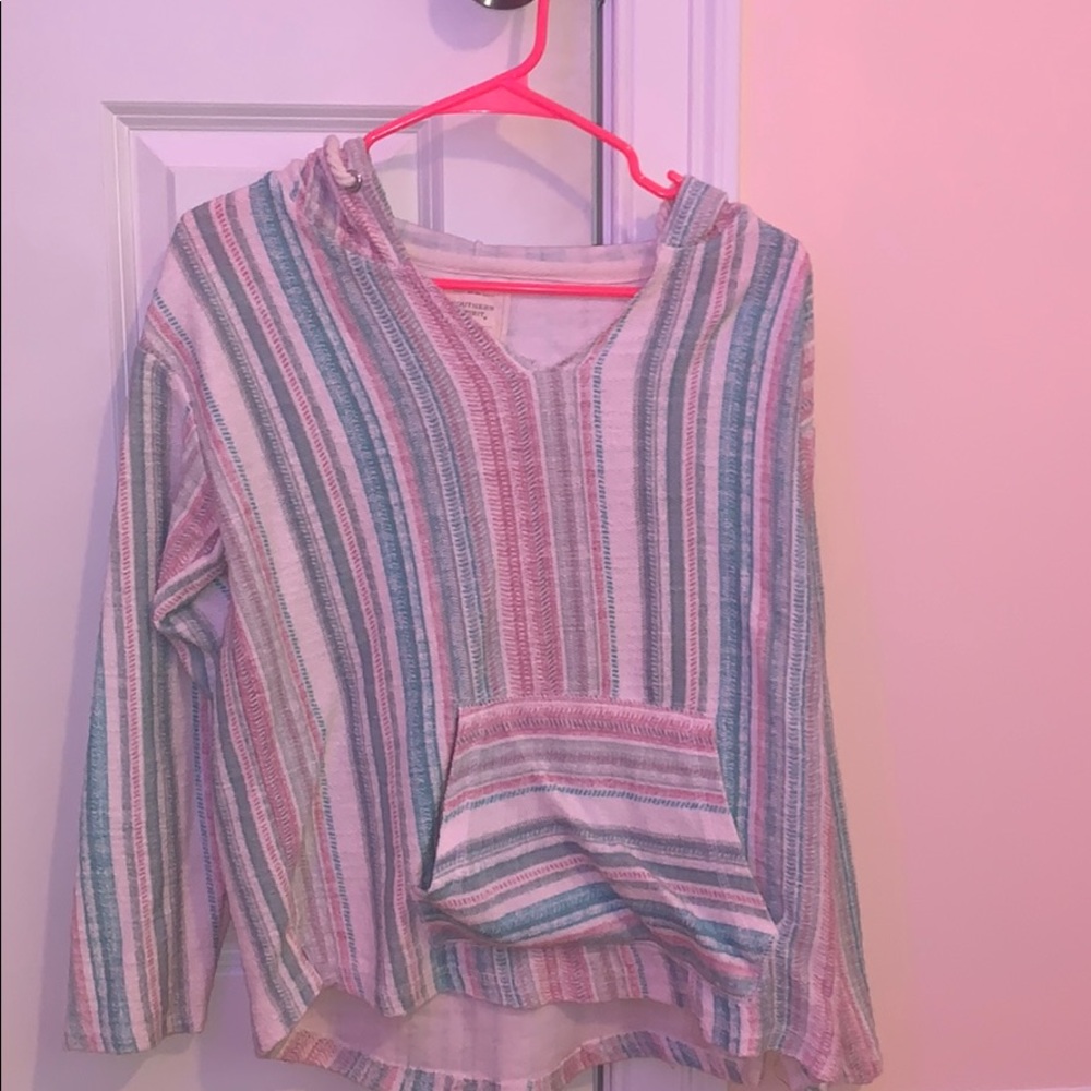 sweatshirt